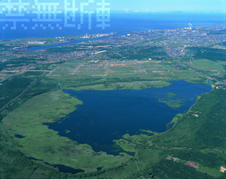 ウトナイ湖の空撮写真
